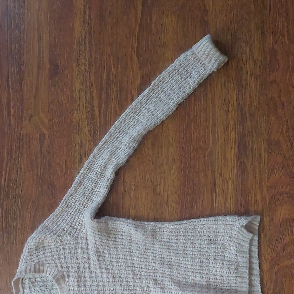Sweater‎ - Picture 3 of 5